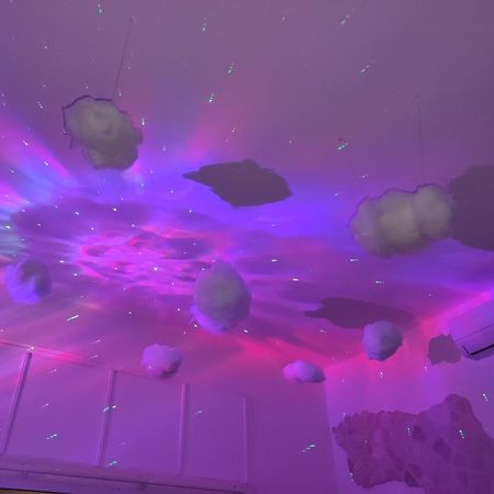 V&M Suite Con Jacuzzi Ostuni Bagian luar foto