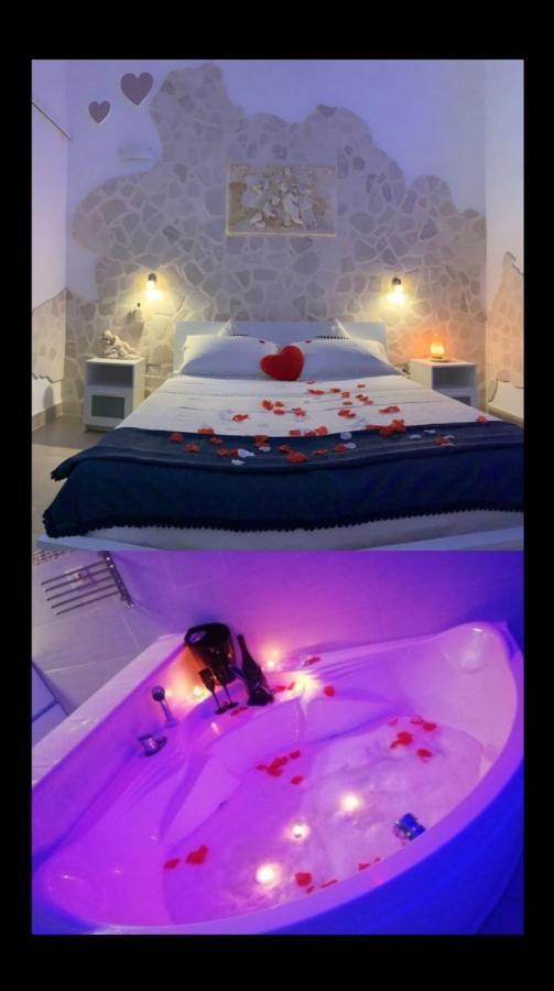 V&M Suite Con Jacuzzi Ostuni Bagian luar foto